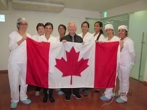 Smiles-Peru-Canada-clinic-dental-02