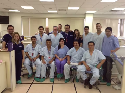 Dr.-Sylvia-Pflucker-Dental-Implant-Brazil