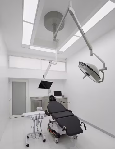Smiles-Peru-Dental-Implant-Surgery-Center Smiles-Peru-Dental-Implant-Surgery-Center